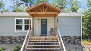 Exterior - Pollard Place 2BR 2 BA Smokies Winterfest (Kodak)