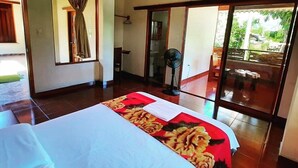 Double Room, River View | WiFi (free) - ingaru lodge (Tálag)