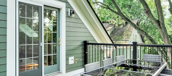 The Grand Mare Travers | Award Winning Restoration | Huge | Sleeps 8 | Luxury