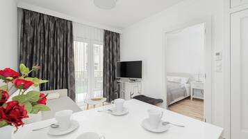 Apartment, 1 Schlafzimmer, Balkon | Wohnzimmer