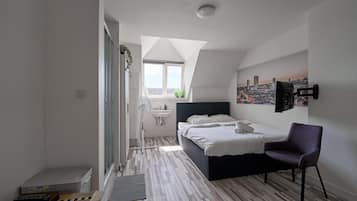 1 chambre, fer et planche à repasser, Wi-Fi, draps fournis