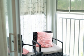 Interior - Charming 1-bedroom villa in Sunset Beach with Kitchen, AC, WiFi 3713 (Sunset Beach)