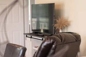 Interior - Charming 1-bedroom villa in Sunset Beach with Kitchen, AC, WiFi 3713 (Sunset Beach)