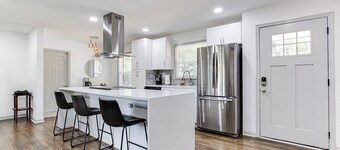 3-bedroom bungalow 10 minutes from Midtown Atlanta 