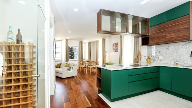 Room - Green Essence Duplex in Faro by Misha s Place (Faro)