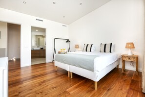 Apartamento, para fumantes | 3 quartos