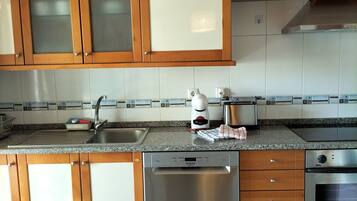 Căn hộ, hút thuốc | 2 phòng ngủ