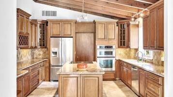 House | 3 bedrooms, Internet