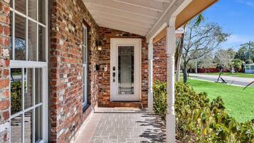 House | 3 bedrooms, Internet