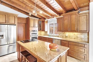 House | 3 bedrooms, desk, Internet - Casa Natalia 3 Bedroom Home With Pool Near Hard Rock Casino (Hollywood)