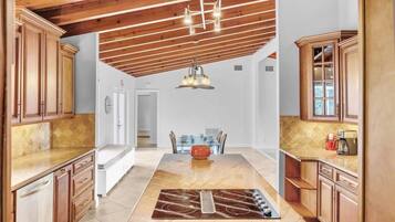 House | 3 bedrooms, Internet