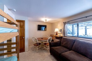 4 bedrooms, Internet