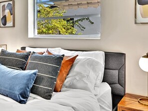 House | 3 bedrooms, desk, Internet - Casa Maya 3BR Home With Pool Near Hard Rock Casino (Hollywood)