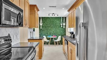 House | 3 bedrooms, Internet