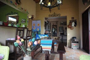 Dining - Casa Familiar y Naturaleza in Private Parcelación (Antioquia)