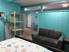 2 bedrooms, iron/ironing board, WiFi, bed sheets - Tropic Cove Studio: 2 Bedroom unit, Wi-Fi, Air Conditioned, Centrally Located! (Mangrove Bush Settlement)