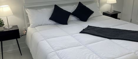2 slaapkamers, een strijkplank/strijkijzer, wifi, beddengoed