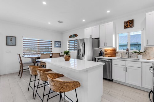 Snowbird Paradise - New Vacation Home in Key Largo