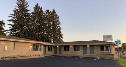 Lakeside Motel