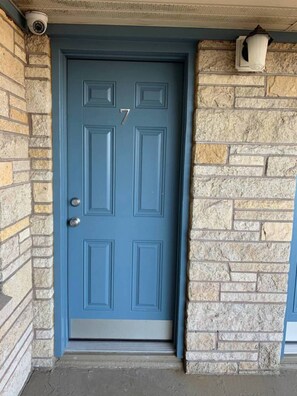 Standard Room, 1 King Bed | Desk, free WiFi - Lakeside Motel (Ashland)