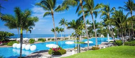 Outdoor pool, a heated pool