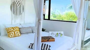 In-room safe, laptop workspace, blackout curtains, iron/ironing board