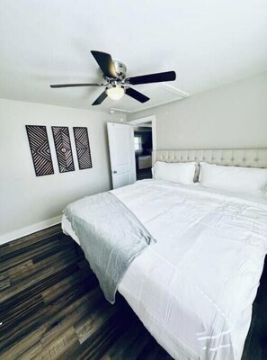 2 bedrooms, WiFi - 2BR Swamp Rabbit Getaway (Greenville)