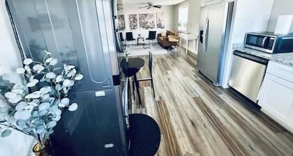 2BR Swamp Rabbit Getaway