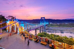 Ảnh chưa phân loại, 3 trong số 17 ảnh, nút
