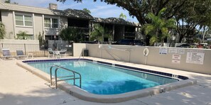 Outdoor pool - Hidden Oasis Newly Updated Beautiful Condo & Private Courtyard to Wine & Dine! (Sarasota)