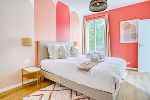 1 chambre, bureau, Wi-Fi, draps fournis