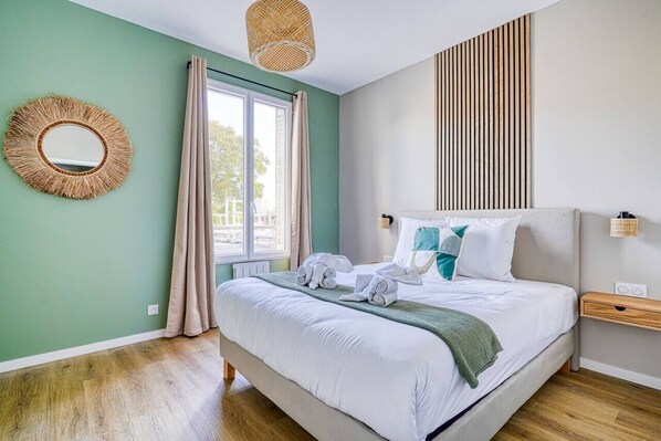 1 bedroom, desk, iron/ironing board, WiFi - Apartment Near Olympiade (Ivry-sur-Seine)