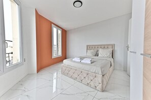 1 bedroom, iron/ironing board, WiFi, bed sheets - Peaceful apartment in a Paris suburb (Gagny)