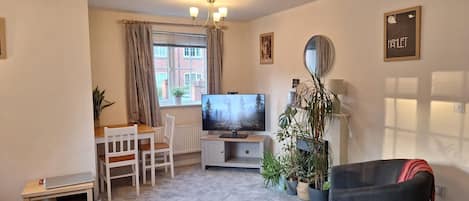 Apartment | Living area