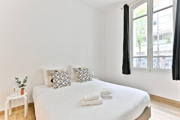 2 chambres, bureau, fer et planche à repasser, Wi-Fi