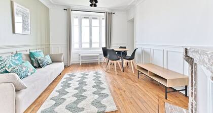 Appartement Vue sur Tour effeil Defense