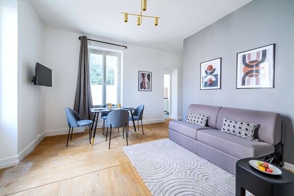 TV - New apartment 30 min from Parc des Princes (Issy-les-Moulineaux)