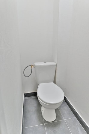 Hair dryer - Comfortable 2-room apartment in Paris - II (Montreuil)