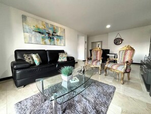 Smart TV - Magical Laureles (Medellín)