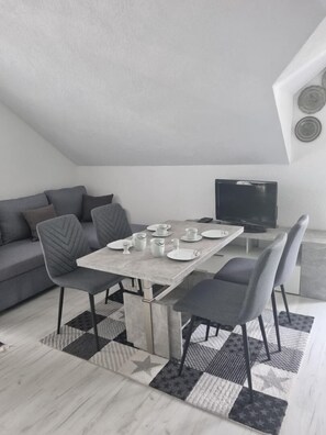 Dining - Neu! Fewo Maria Buch (Neresheim)