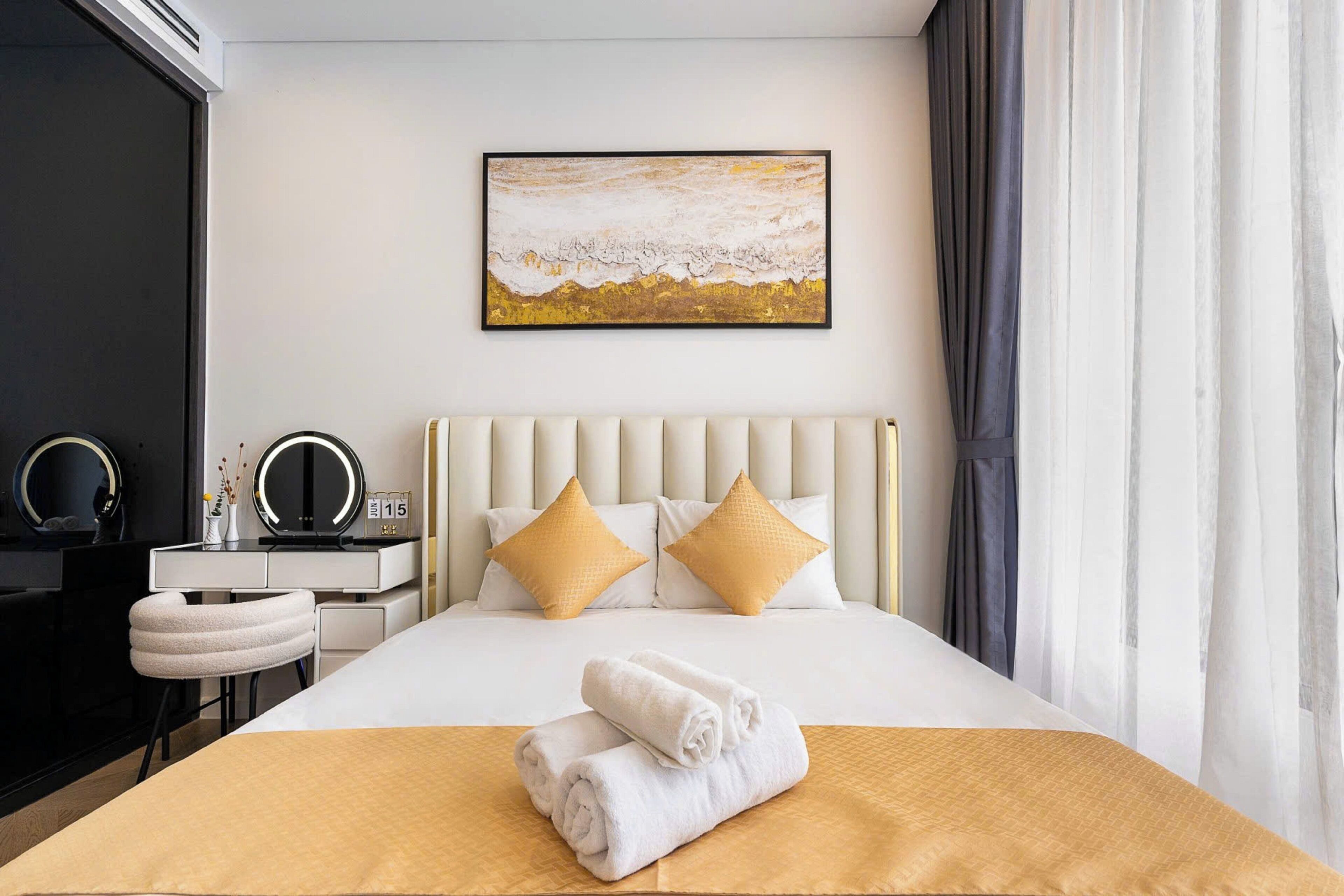 Grand Suite, 1 Bedroom, City View, Poolside | Egyptian cotton sheets, premium bedding, down duvets
