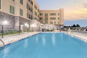 Seasonal outdoor pool