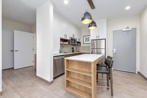 Premium bedding, pillowtop beds, in-room safe, blackout drapes