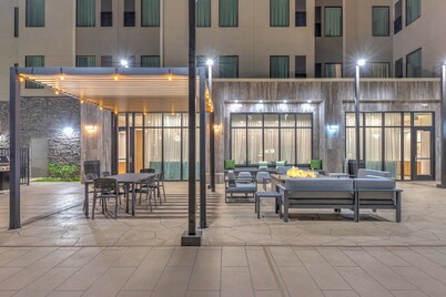 Staybridge Suites Port Arthur by IHG