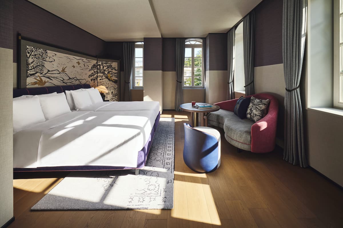 Premium-Zimmer, 2 Doppelbetten (Main Building) | 1 Schlafzimmer, Minibar, Zimmersafe, Verdunkelungsvorhänge