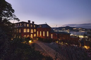 Exterior - Hotel Indigo Nagasaki Glover Street by IHG (Nagasaki)