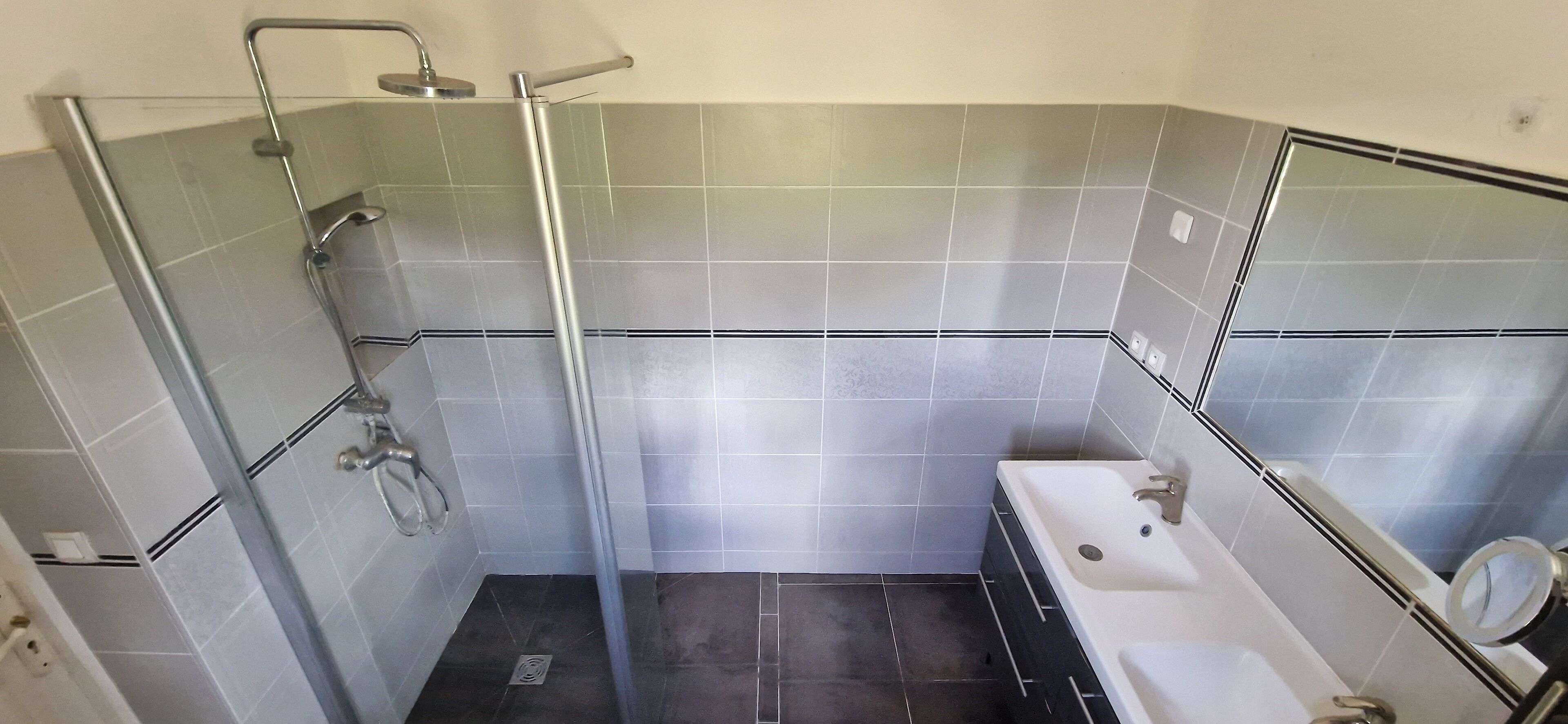 Towels, soap, toilet paper