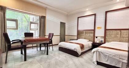 Chongqing Manba Hotel