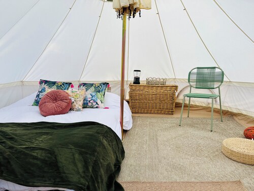 Private Glamping - Romantic Stargazing Tent- Peaceful Getaway near Lake