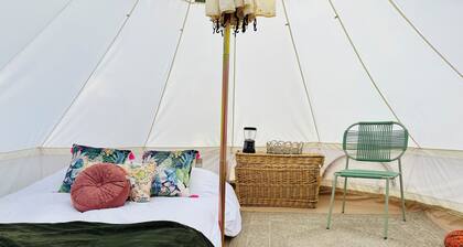 Private Glamping - Romantic Stargazing Tent- Peaceful Getaway near Lake